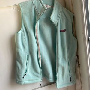 Vineyard Vines light blue fleece vest